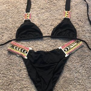 Beach Bunny bikini size medium